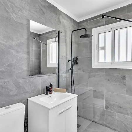 Feriehus Con Piscina Privada San Bartolomé